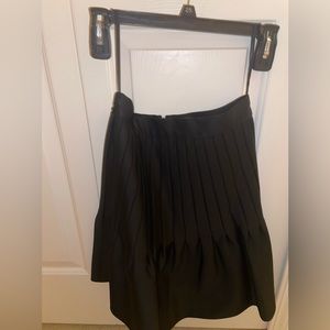 Gianni bini black skirt with ruffles size 4